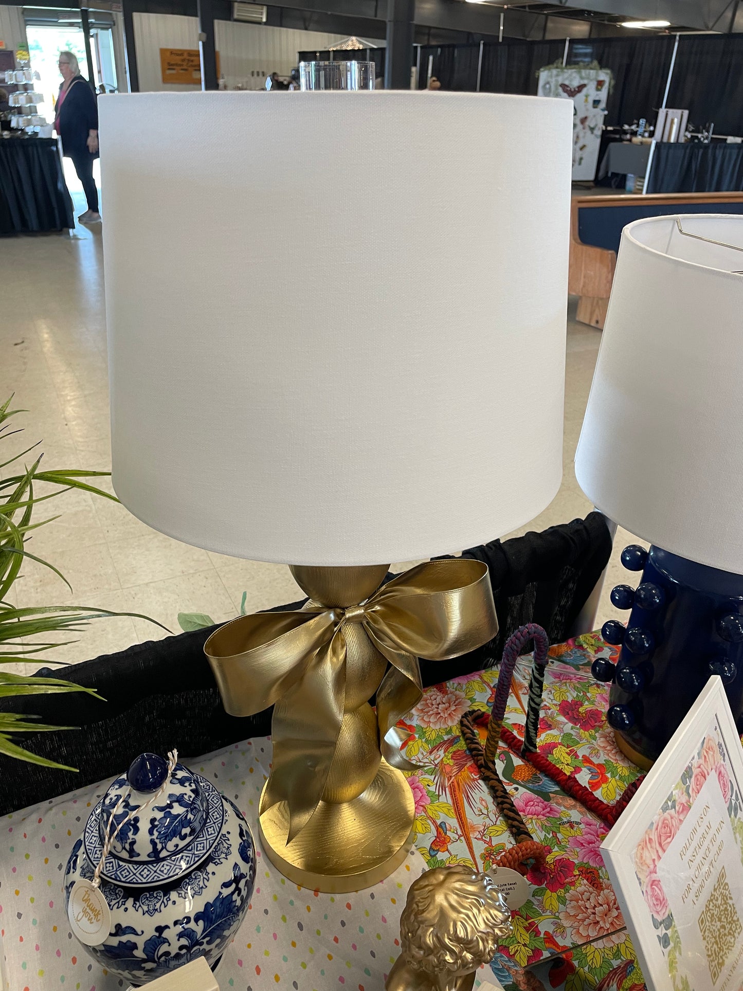 Preppy Bow Lamp